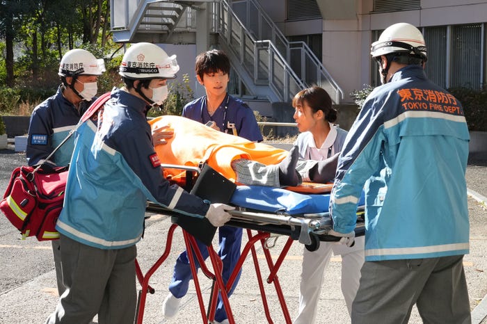 高橋文哉/「ドクターホワイト」第1話より(C)カンテレ