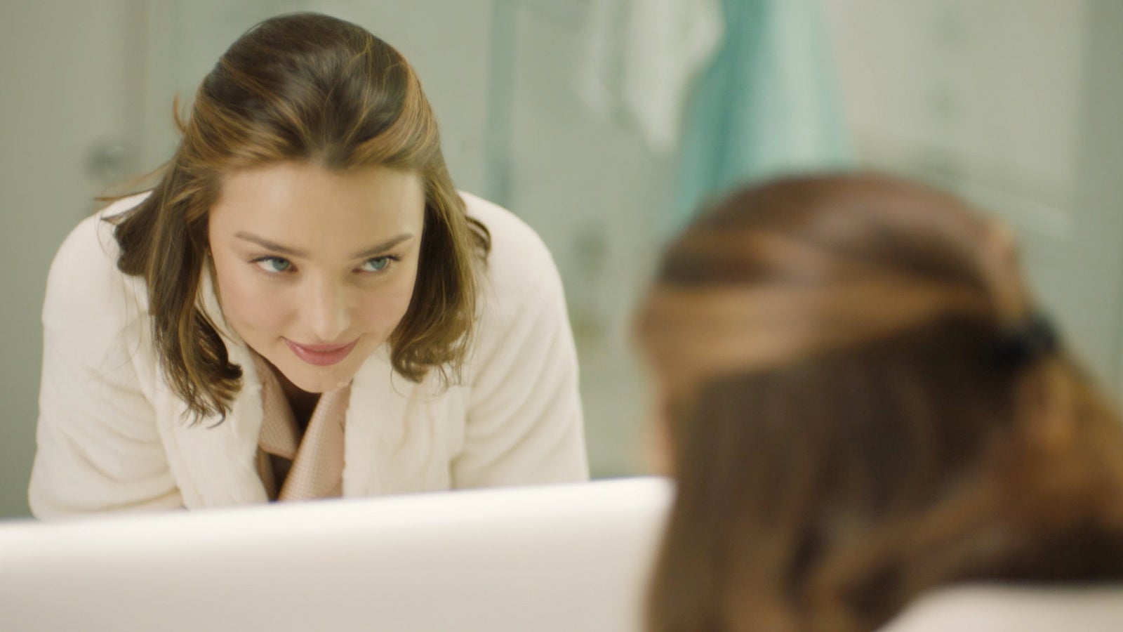 ミランダ・カー／新CMより