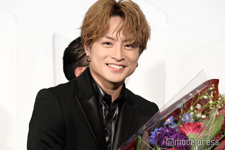 画像1 53 Generations 10周年突入でサプライズ祝福 白濱亜嵐が語る目標 7人一丸となって 昨日より赤く明日より青く Cinema Fighters Project モデルプレス