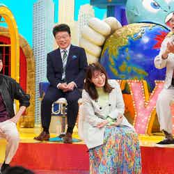 （左から）櫻井翔、北村晴男弁護士、山崎怜奈、長谷川忍 （C）日本テレビ