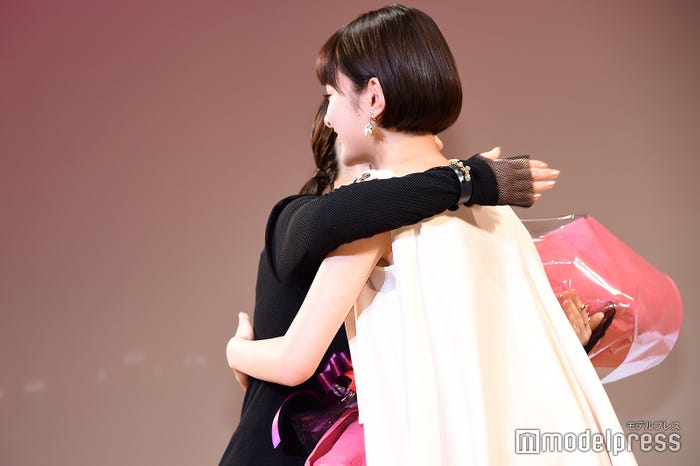 徳永えり、葵わかな (C)モデルプレス