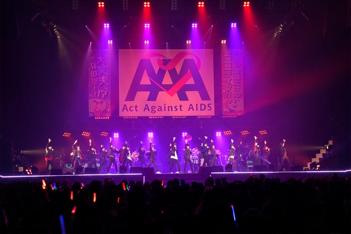 「Act Against AIDS 2018『THE VARIETY 26』」(画像提供:アミューズ)