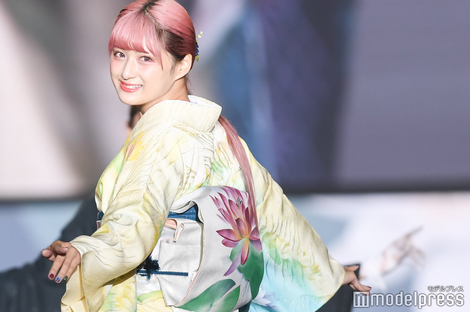 しなこ（C）モデルプレス