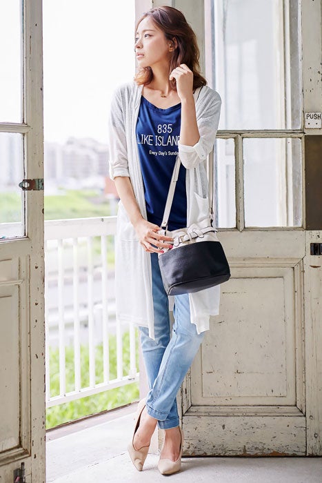 フード付七分袖トッパー＆ロングジレ2typeロングカーディガン「Pierrot」2,280円（税込）／画像提供：Pierrot