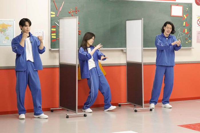 與那城奨、ヒコロヒー、粗品(C)日本テレビ