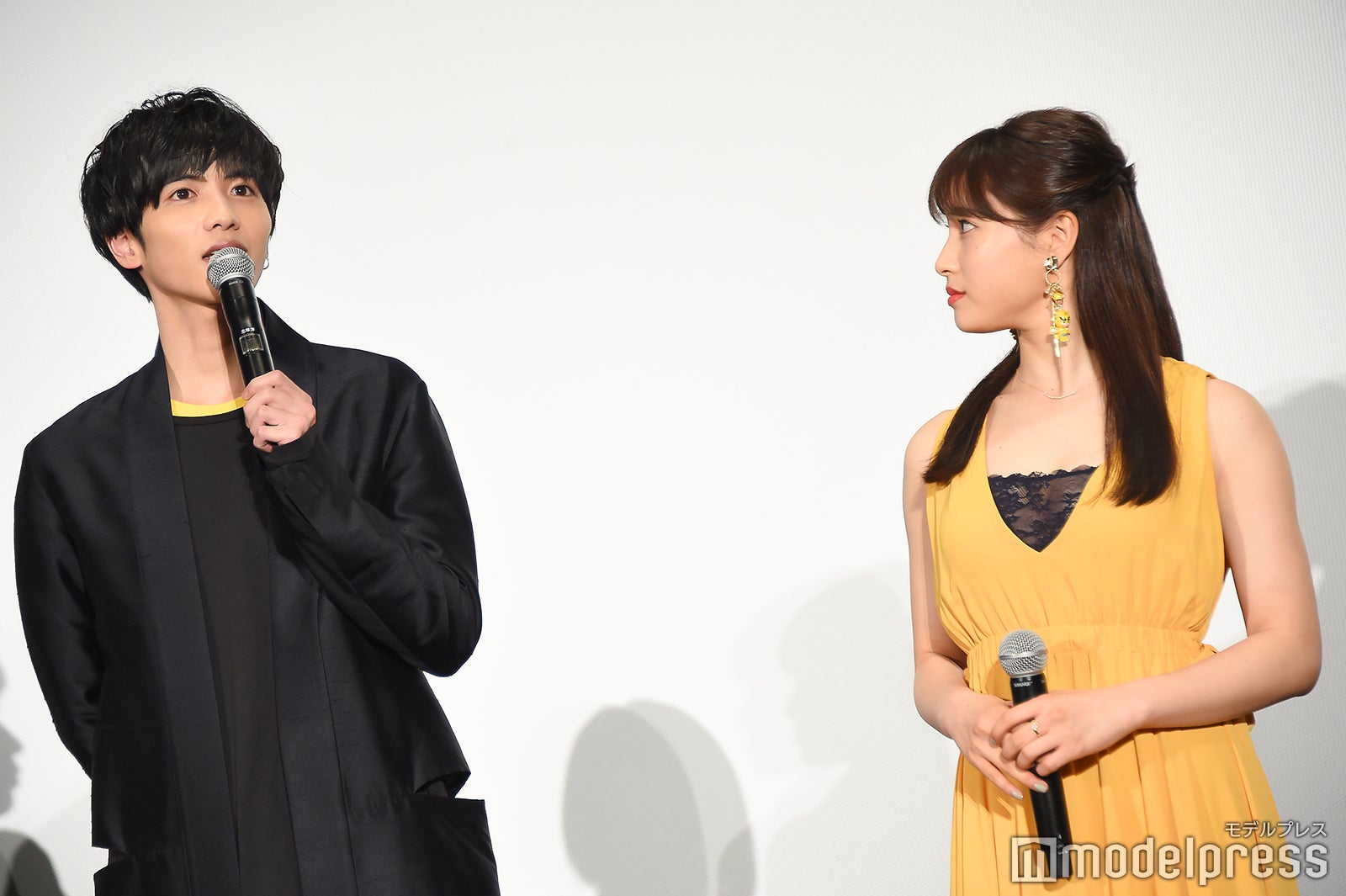 志尊淳、土屋太鳳（C）モデルプレス