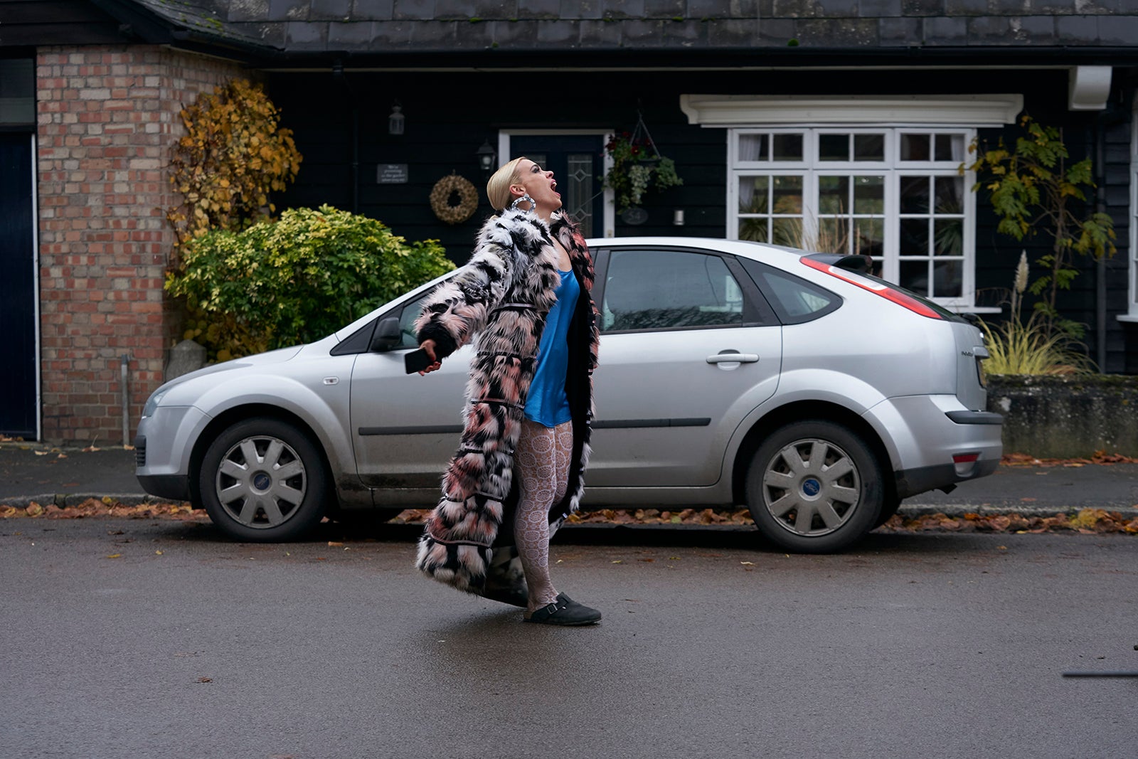 『超サイテーなスージーの日常』より（C）2020 Sky UK Limited. All Rights Reserved.