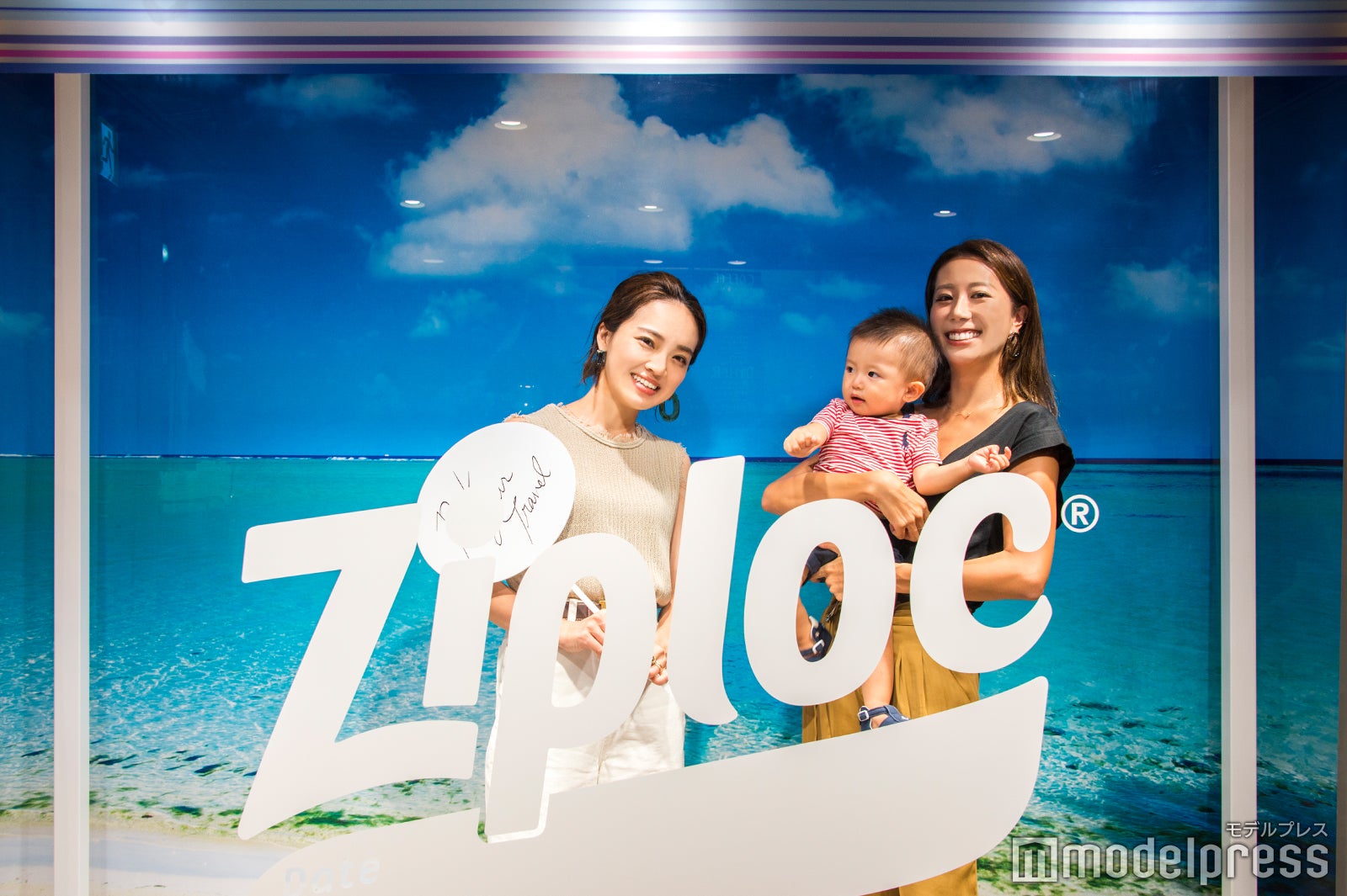 巨大なジップロックのフォトスポットも登場（C）モデルプレス