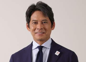 映画「踊る大捜査線」放送→新城管理官の後ろで黙ってるヒラ刑事がw 現TV出まくり名優で騒然 今では考えられないチョイ役「どこ出てた？」「今いた！」「若い！」 END名前も多数俳優の中に