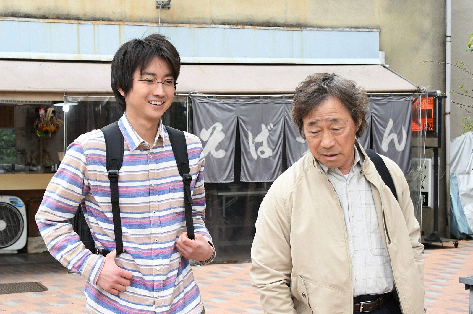 藤原竜也、武田鉄矢／『リバース』第8話より（画像提供：TBS）