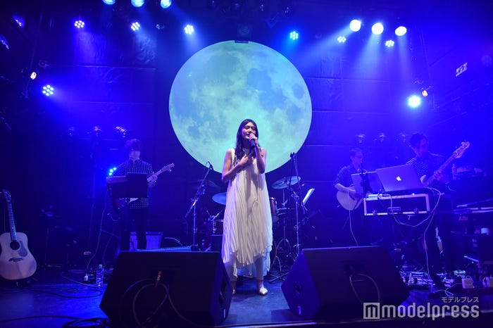 水谷果穂(C)モデルプレス