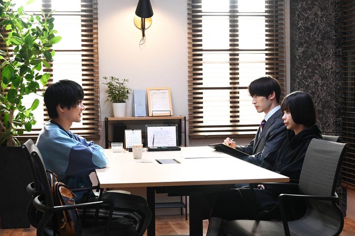 ジェシー、趣里「モンスター」第3話(C)カンテレ