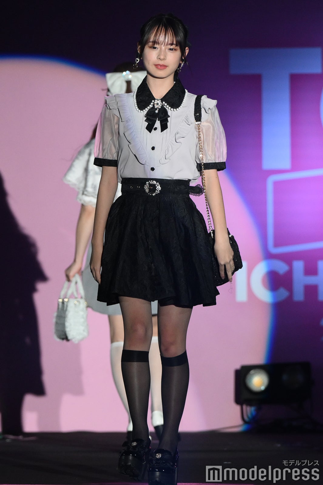 （C）モデルプレス