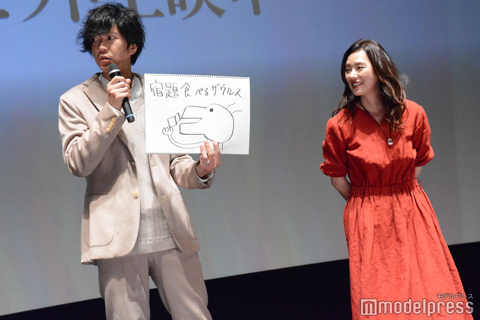 田辺誠一 大塚寧々 夫婦でイベント登壇 画伯 ぶりも披露 モデルプレス 田辺誠一 大塚寧々 夫婦でイベント登壇 画伯 ぶりも披露 モデルプレス