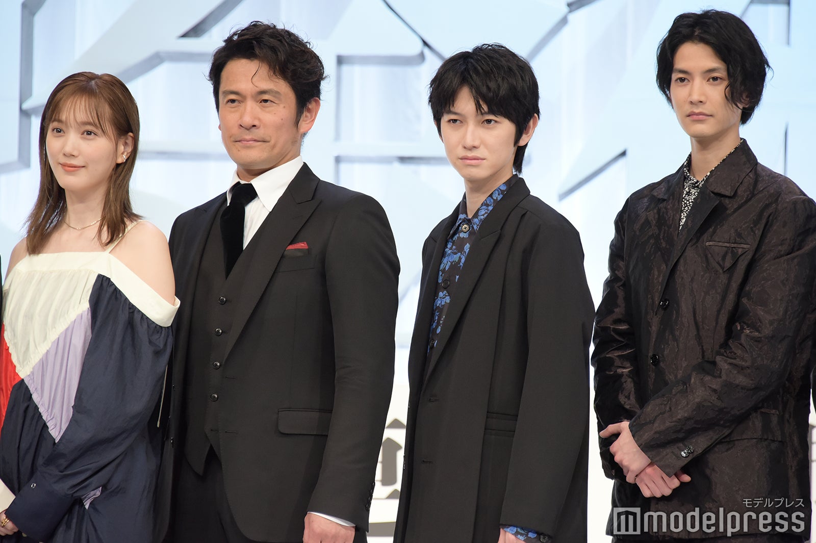 本田翼、内野聖陽、本郷奏多、渡邊圭祐 （C）モデルプレス