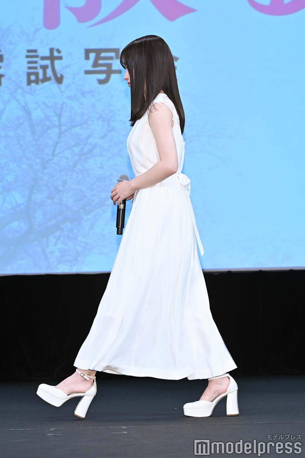 橋本環奈（C）モデルプレス