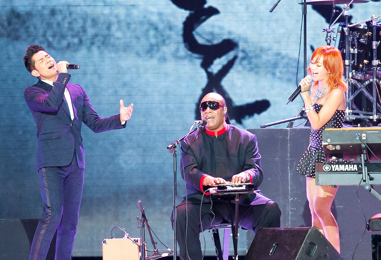 アーロン・クオック、スティーヴィー・ワンダー、ヒョリン（2013）（C）CJ ENM Co., Ltd, All Rights