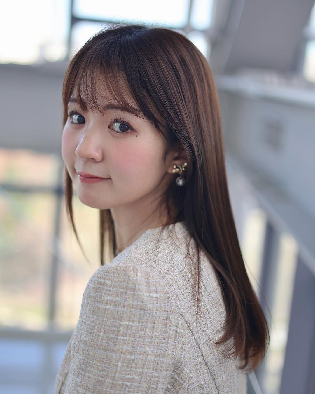 上智大卒のテレ東・冨田有紀アナ、“ほっぺたまっか”ショットが「ほろ酔いで可愛すぎ」と話題