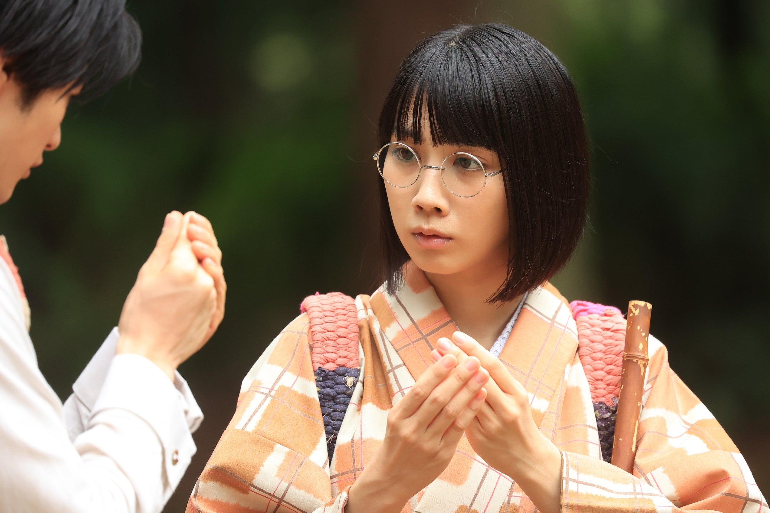 松本穂香「嘘解きレトリック」第2話（C）フジテレビ