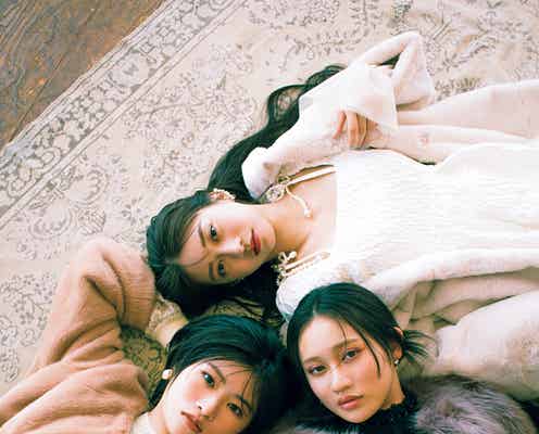 モー娘。牧野真莉愛&アンジュルム佐々木莉佳子、加賀楓の卒業への思い語る ハロプロ仲良し3人組「CanCam」登場