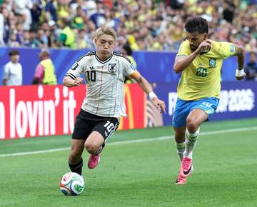 森保ジャパンの白ユニが大人気 売上前回比29倍 W杯初着用のセカンド戦闘服 “神ユニ”になるかも