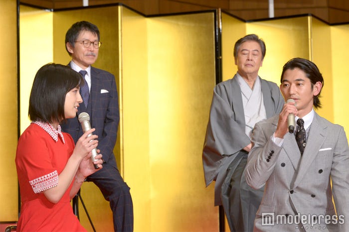 桜庭ななみ&瑛太(C)モデルプレス