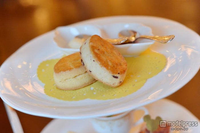 スコーン(プレーン、クランベリー)