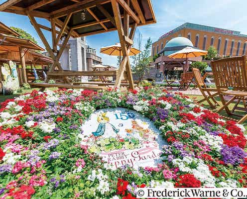 ピーターラビットのカフェにパンケーキも!花咲くガーデンで絵本の世界に迷い込む