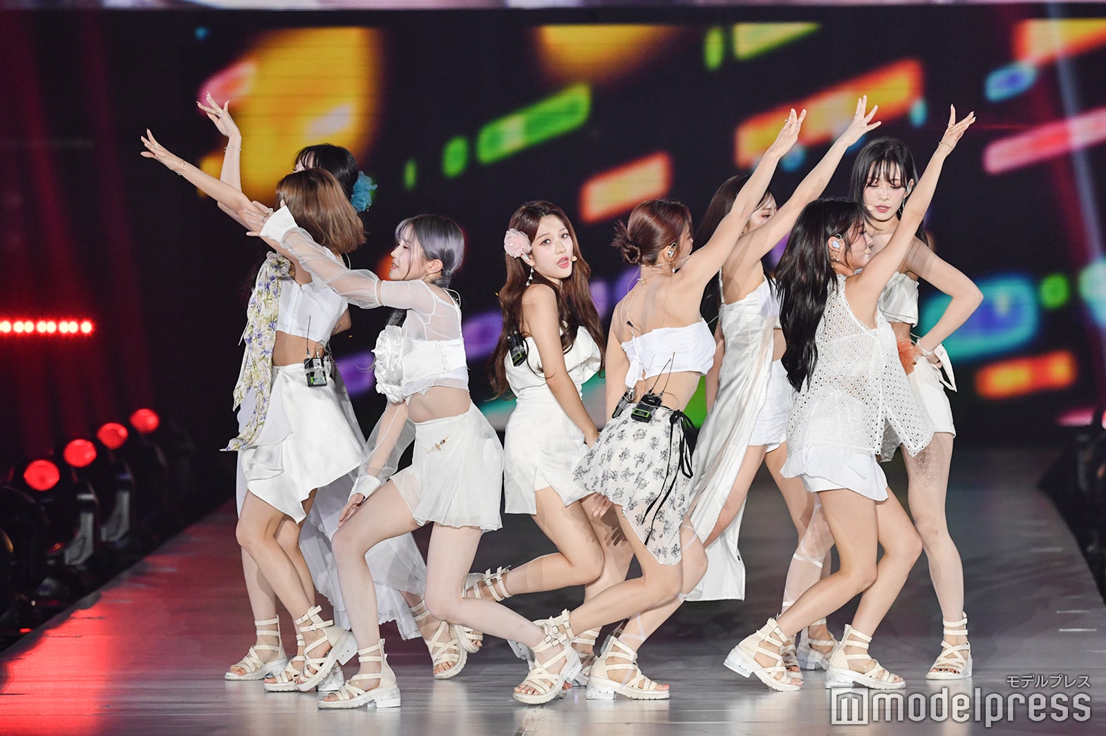 （C）モデルプレス