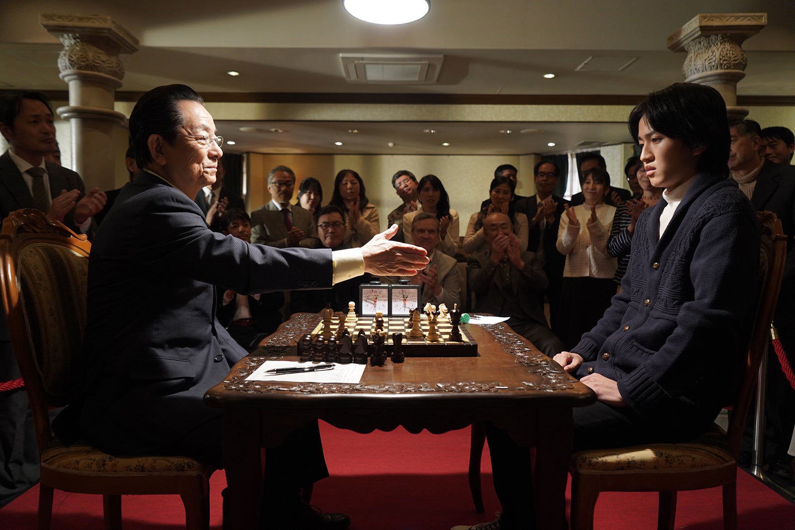 水谷豊、中川翼「相棒season22」第18話より（C）テレビ朝日