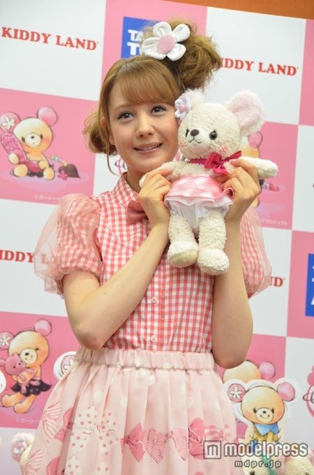 トリンドル玲奈