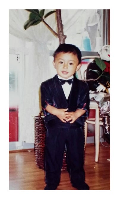 與真司郎の幼少期／オフィシャルブログ（Ameba）より【モデルプレス】