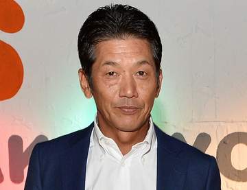 えっ！？2年連続首位打者獲得の広島レジェンドの一変した姿に騒然「良く見ないと分からなかった」「現役時代のイメージが…びっくりしました」