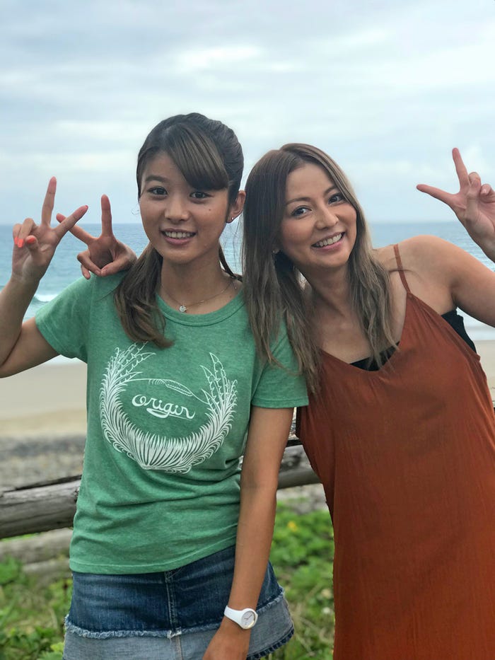 馬場ふみか&香里奈オフショット(提供写真)