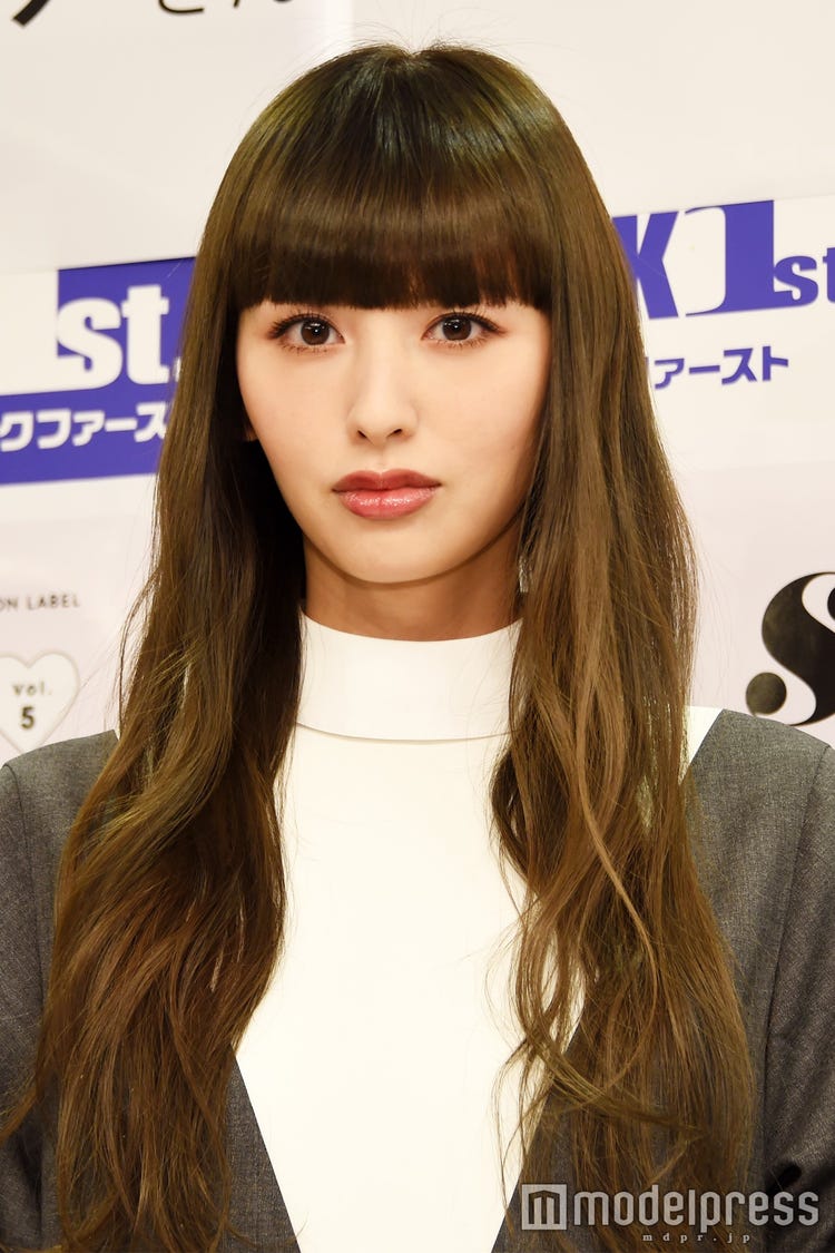 鈴木えみ ラーメン屋でオーラ全開 浮いてる 絶対目立つ モデルプレス 鈴木えみ ラーメン屋でオーラ全開 浮いてる 絶対目立つ モデルプレス