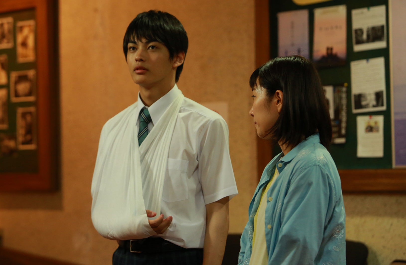 神尾楓珠、徳永えり（C）新田章／講談社（C）「恋のツキ」製作委員会