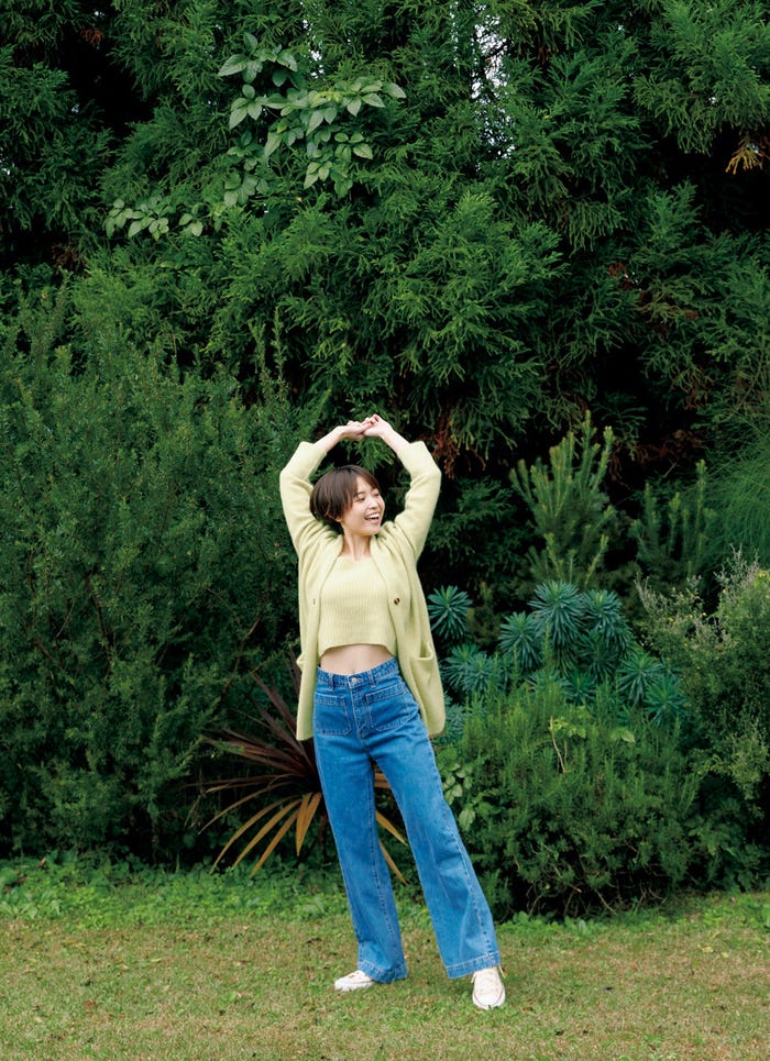 渡邊渚(C)撮影:三宮幹史/「渡邊渚フォトエッセイ 透明を満たす」(講談社)本編未収録カット