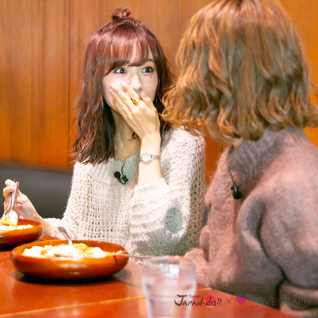 意気投合する二人（写真提供：MBS）