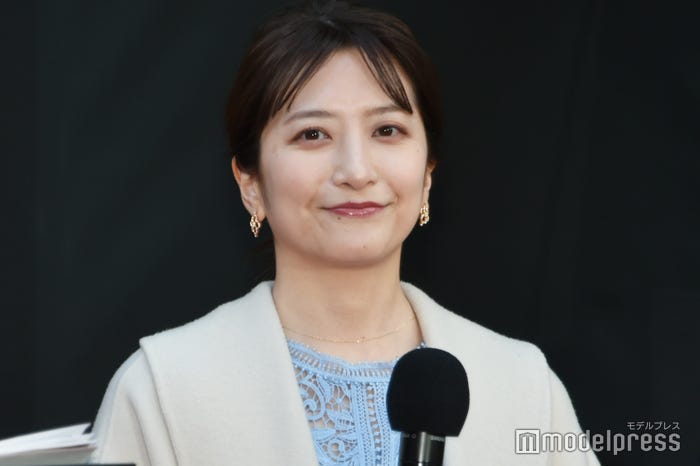 笹崎里菜アナウンサー(C)モデルプレス