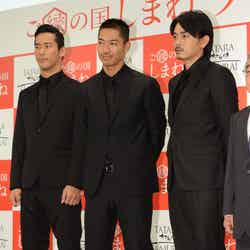 左から：「たたら侍」に出演する小林直己、AKIRA、青柳翔 （C）モデルプレス