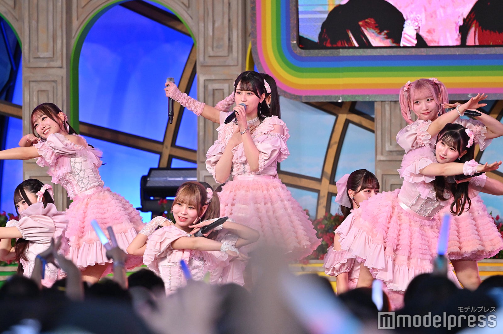 ＝LOVE（C）モデルプレス