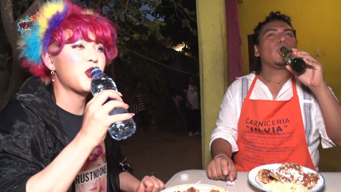 ぺえ(左)(写真提供;関西テレビ)