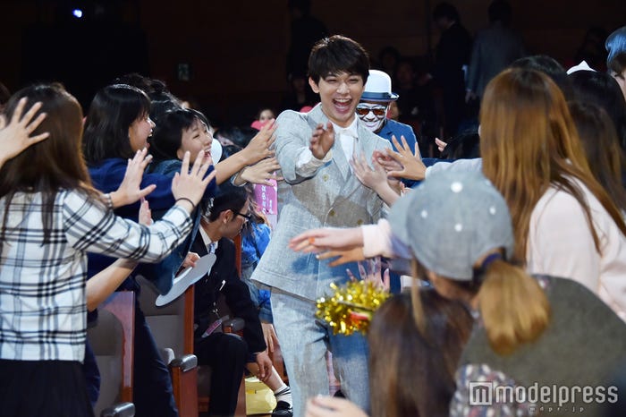 吉沢亮(C)モデルプレス