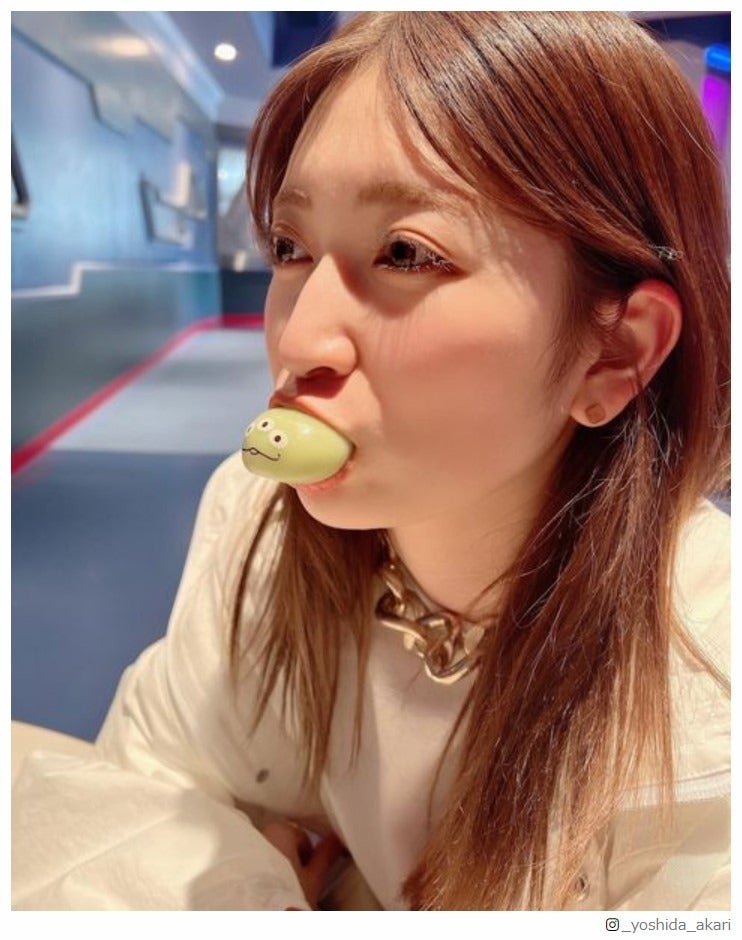 吉田朱里、ディズニー満喫ショットに「遭遇したい」「お忍びコーデ可愛い」と反響