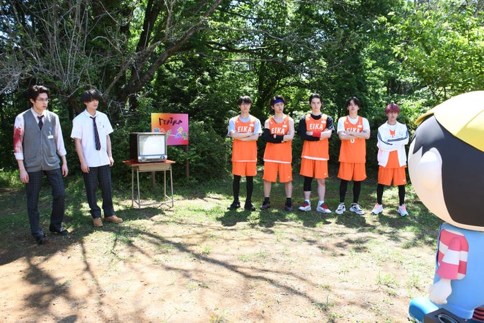 佐藤龍我、浮所飛貴、那須雄登、猪狩蒼弥、岩崎大昇、金指一世、藤井直樹(C)テレビ朝日