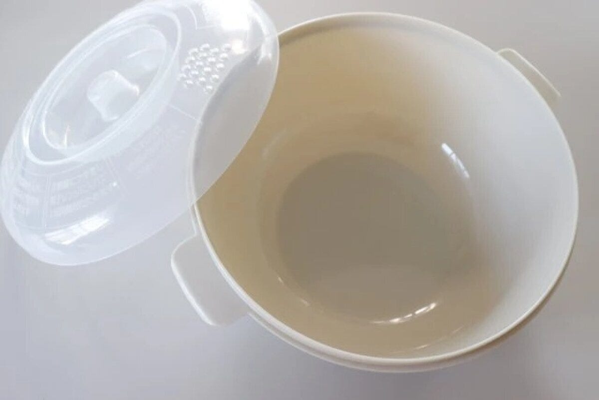 ダイソーの電子レンジでお手軽ラーメン