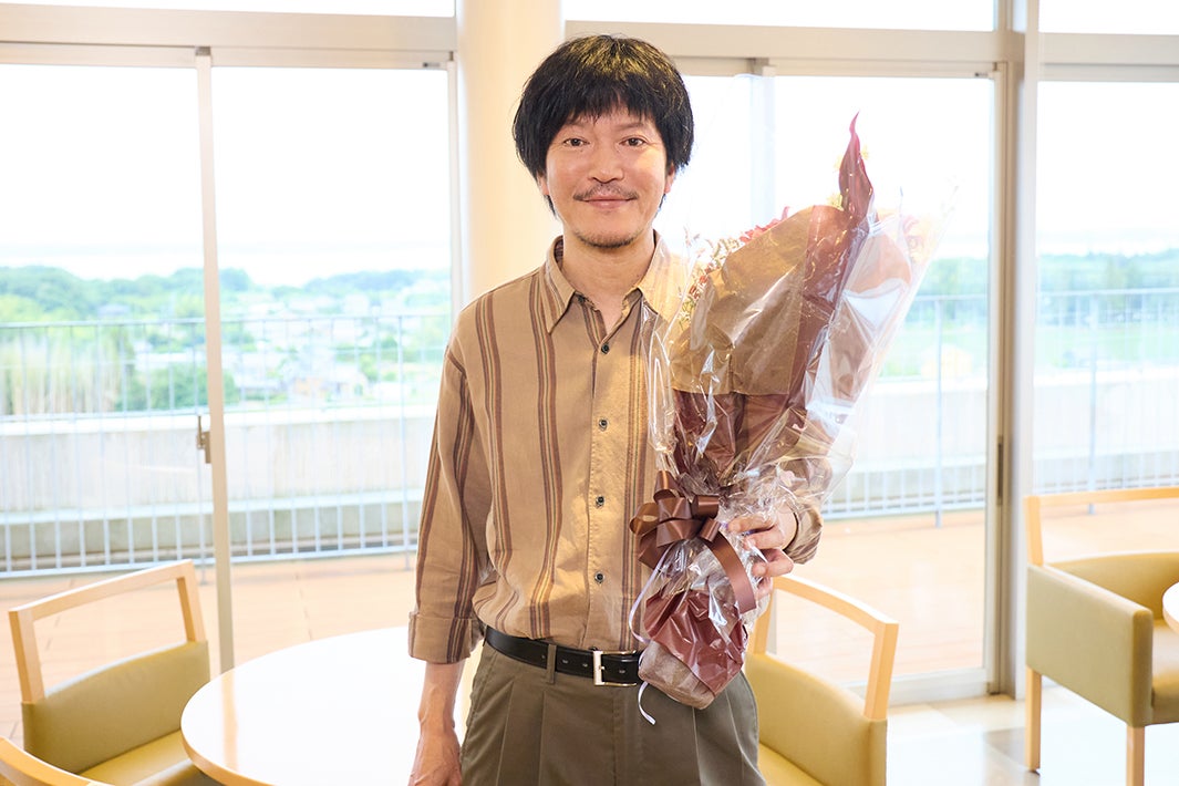 田辺誠一「10回切って倒れない木はない」（C）日本テレビ