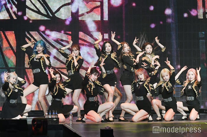 IZ*ONE (C)モデルプレス