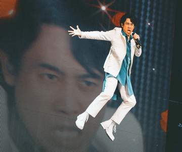 大泉洋、宙を舞うフライング演出で熱唱「またやります。やみつきです！」笑いありの3時間超ステージ！