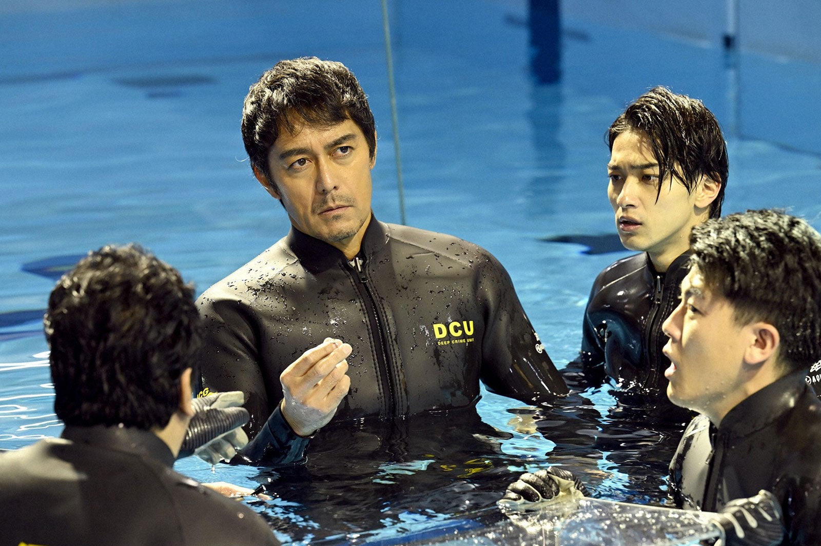  阿部寛、横浜流星／「DCU」第6話より（C）TBS